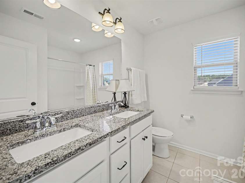 128 Lantern Acres Drive, Mooresville, NC 28115.  MLS# CAR4360318, YatesRealty ID 10439. 