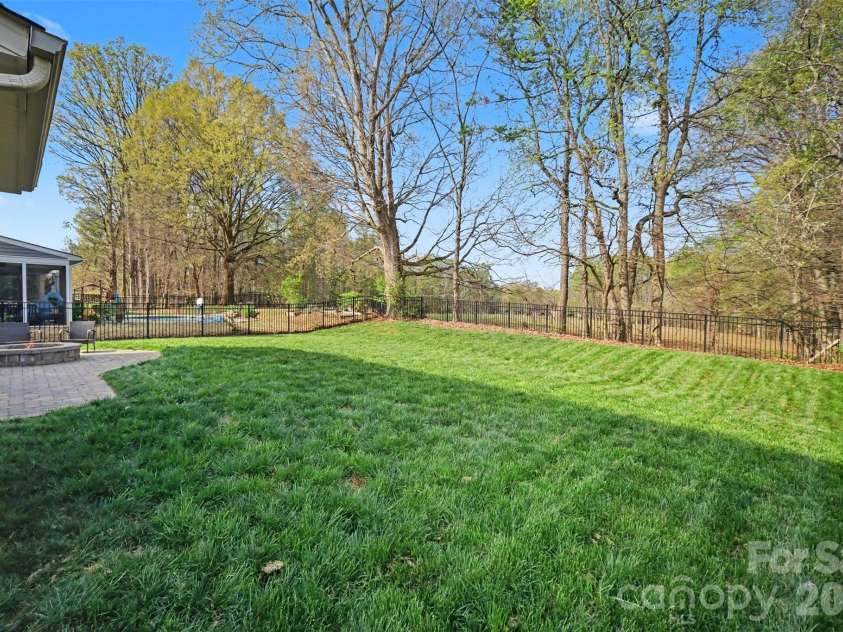 128 Lantern Acres Drive, Mooresville, NC 28115.  MLS# CAR4360318, YatesRealty ID 10439. 