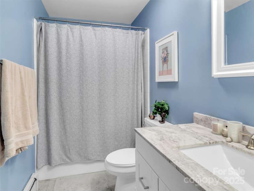 930 Scenic Circle, Waynesville, NC 28786.  MLS# CAR4314284, YatesRealty ID 1044. 