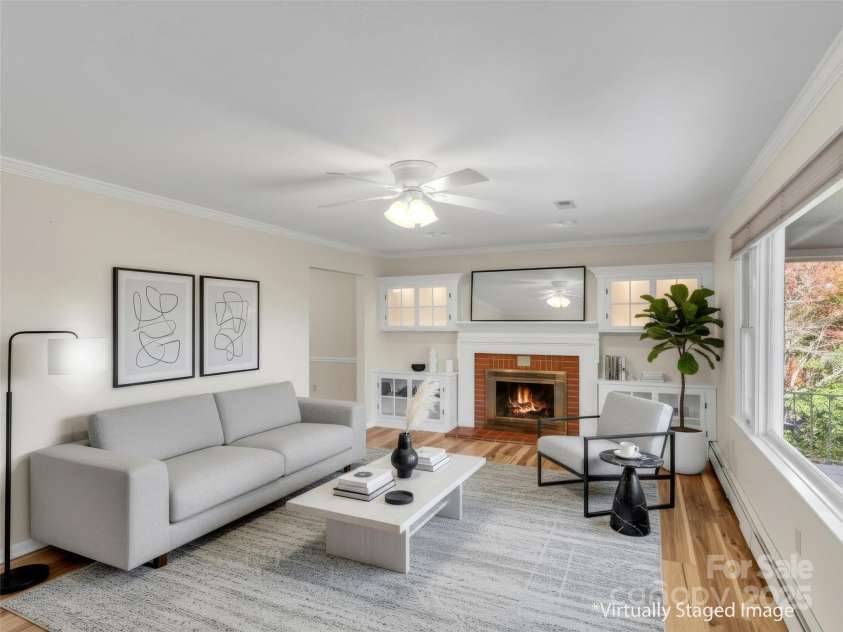 930 Scenic Circle, Waynesville, NC 28786.  MLS# CAR4314284, YatesRealty ID 1044. Virtually Staged