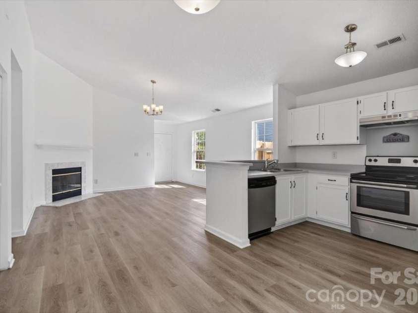 1129 Southern Chase Court, Concord, NC 28025.  MLS# CAR4366263, YatesRealty ID 10440. 