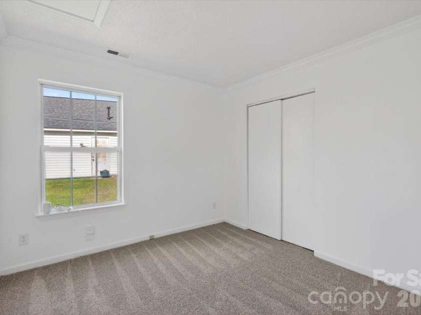 1129 Southern Chase Court, Concord, NC 28025.  MLS# CAR4366263, YatesRealty ID 10440. 