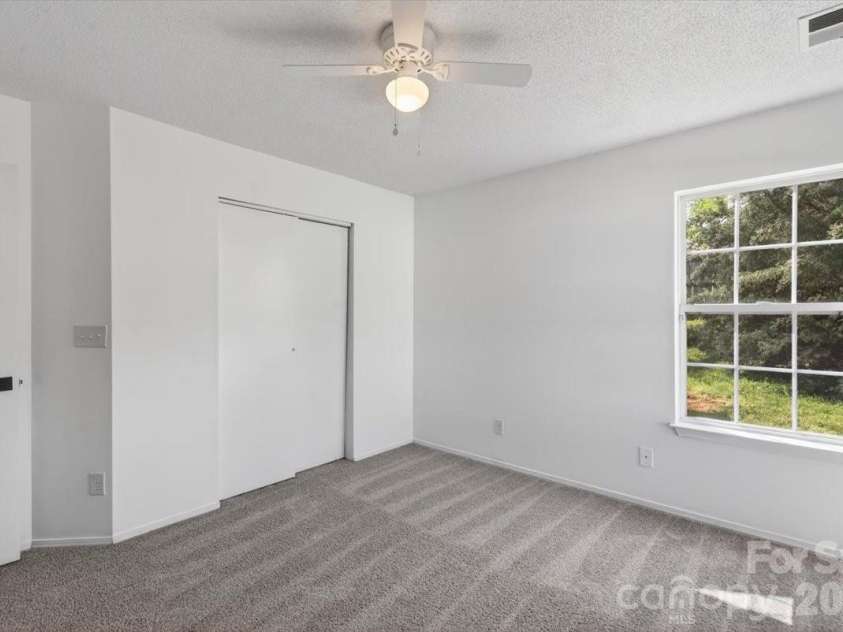 1129 Southern Chase Court, Concord, NC 28025.  MLS# CAR4366263, YatesRealty ID 10440. 