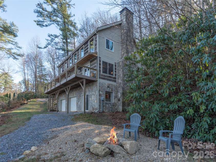 1679 Woods Mountain Trail, Cullowhee, NC 28723.  MLS# CAR4341521, YatesRealty ID 10442. 