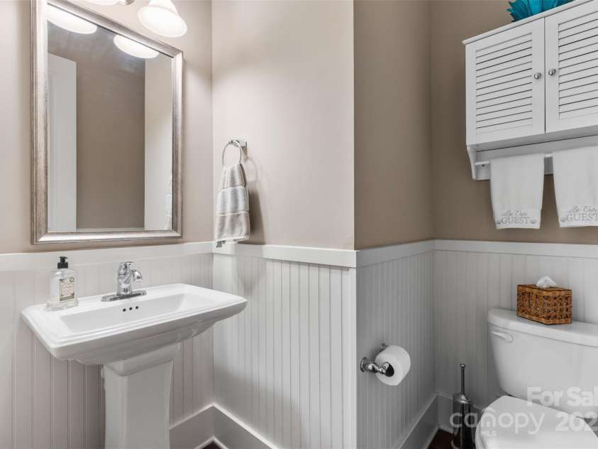 1320 Huntcliff Drive, Waxhaw, NC 28173.  MLS# CAR4243019, YatesRealty ID 10443. 