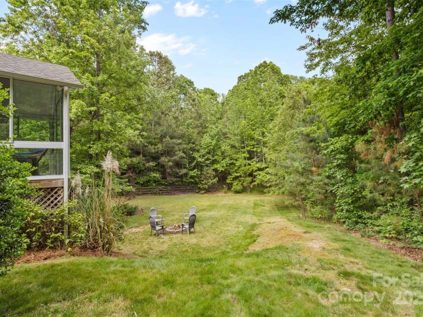 1320 Huntcliff Drive, Waxhaw, NC 28173.  MLS# CAR4243019, YatesRealty ID 10443. 