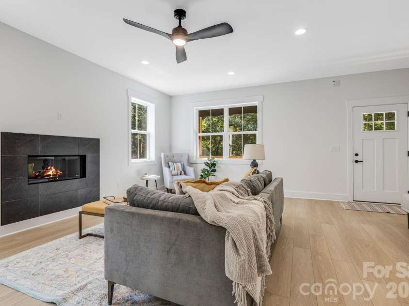 133 Appalachian Way, Asheville, NC 28806.  MLS# CAR4325107, YatesRealty ID 10443. 