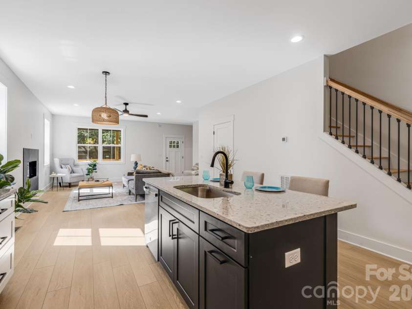 133 Appalachian Way, Asheville, NC 28806.  MLS# CAR4325107, YatesRealty ID 10443. 