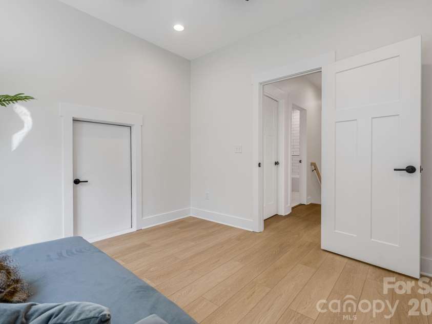 133 Appalachian Way, Asheville, NC 28806.  MLS# CAR4325107, YatesRealty ID 10443. 