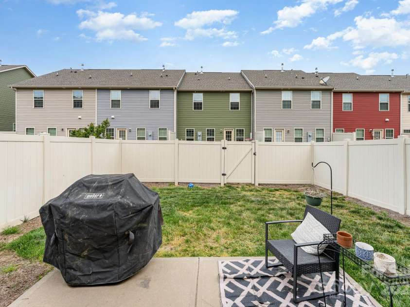 11062 Discovery Drive, Concord, NC 28027.  MLS# CAR4249745, YatesRealty ID 10447. Fenced in back yard