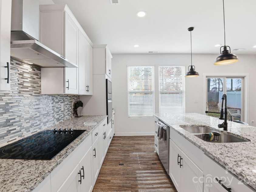 8220 Hudson Forest Drive, Charlotte, NC 28269.  MLS# CAR4325199, YatesRealty ID 10447. 