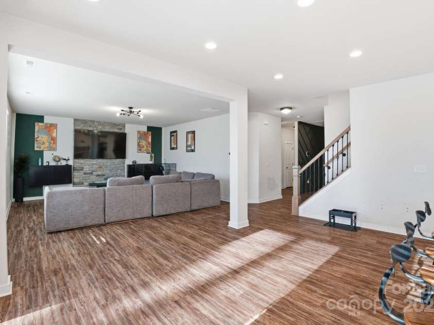 8220 Hudson Forest Drive, Charlotte, NC 28269.  MLS# CAR4325199, YatesRealty ID 10447. 