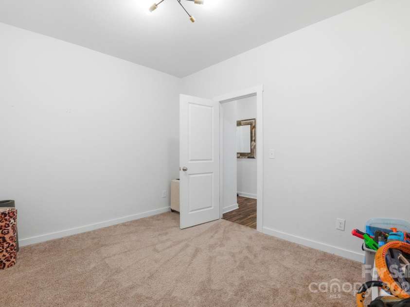 8220 Hudson Forest Drive, Charlotte, NC 28269.  MLS# CAR4325199, YatesRealty ID 10447. 