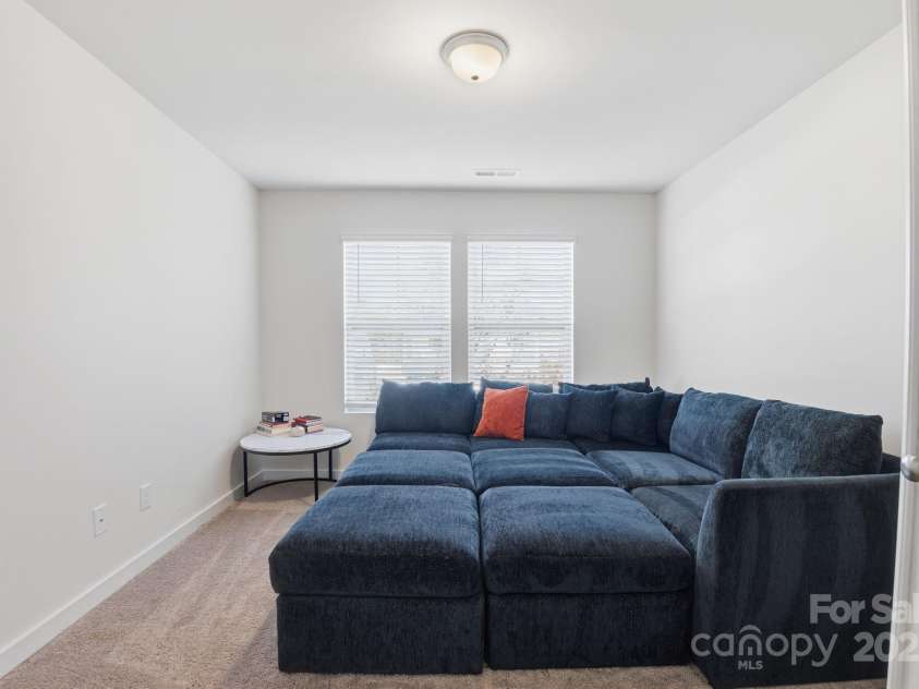 8220 Hudson Forest Drive, Charlotte, NC 28269.  MLS# CAR4325199, YatesRealty ID 10447. 