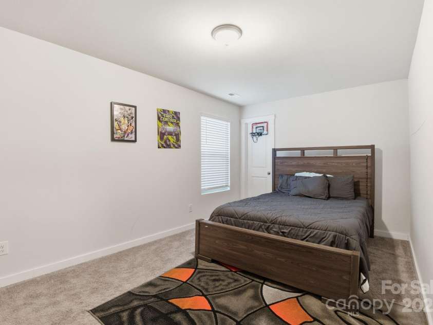 8220 Hudson Forest Drive, Charlotte, NC 28269.  MLS# CAR4325199, YatesRealty ID 10447. 