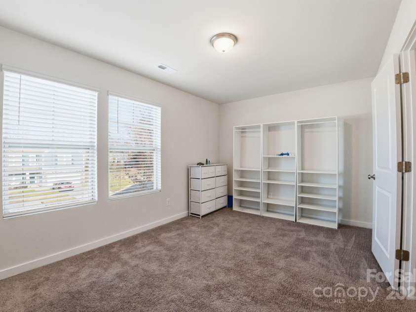 8220 Hudson Forest Drive, Charlotte, NC 28269.  MLS# CAR4325199, YatesRealty ID 10447. 