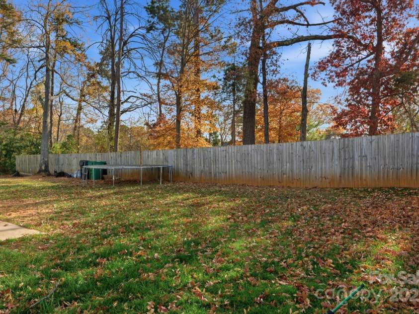 8220 Hudson Forest Drive, Charlotte, NC 28269.  MLS# CAR4325199, YatesRealty ID 10447. 