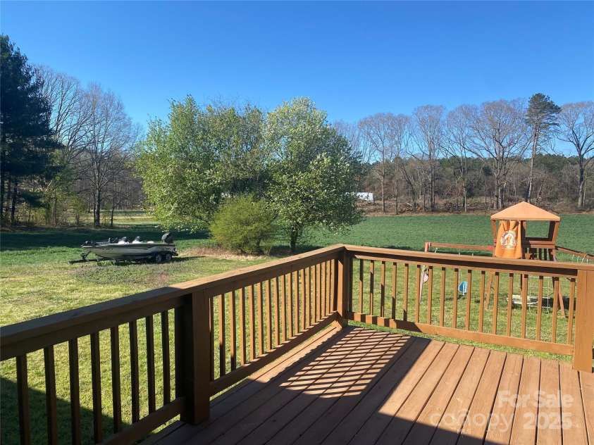9450 Paul Payne Store Road, Stony Point, NC 28678.  MLS# CAR4232661, YatesRealty ID 10448. 