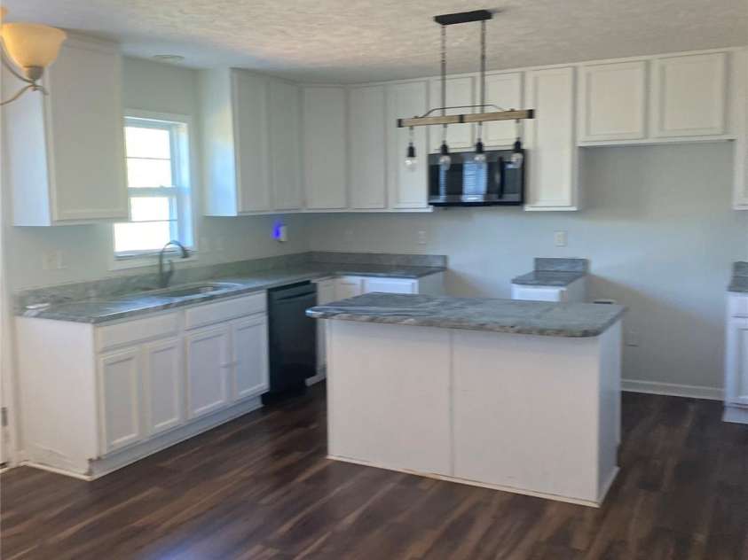 9450 Paul Payne Store Road, Stony Point, NC 28678.  MLS# CAR4232661, YatesRealty ID 10448. 