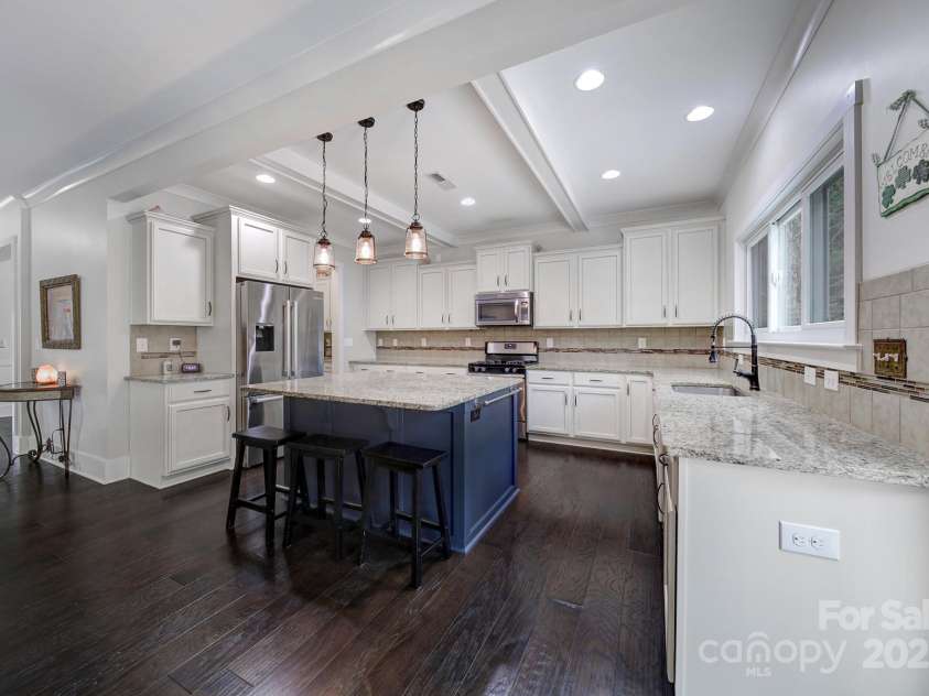 1122 Hartmann Court, Fort Mill, SC 29715.  MLS# CAR4232354, YatesRealty ID 10449. 
