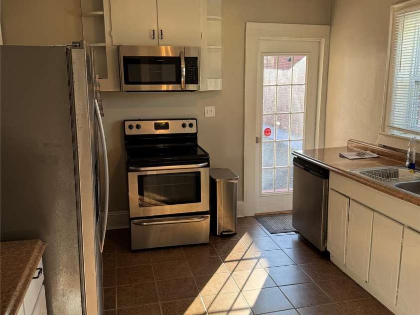 2220 The Plaza, Charlotte, NC 28205.  MLS# CAR4220947, YatesRealty ID 1045. 