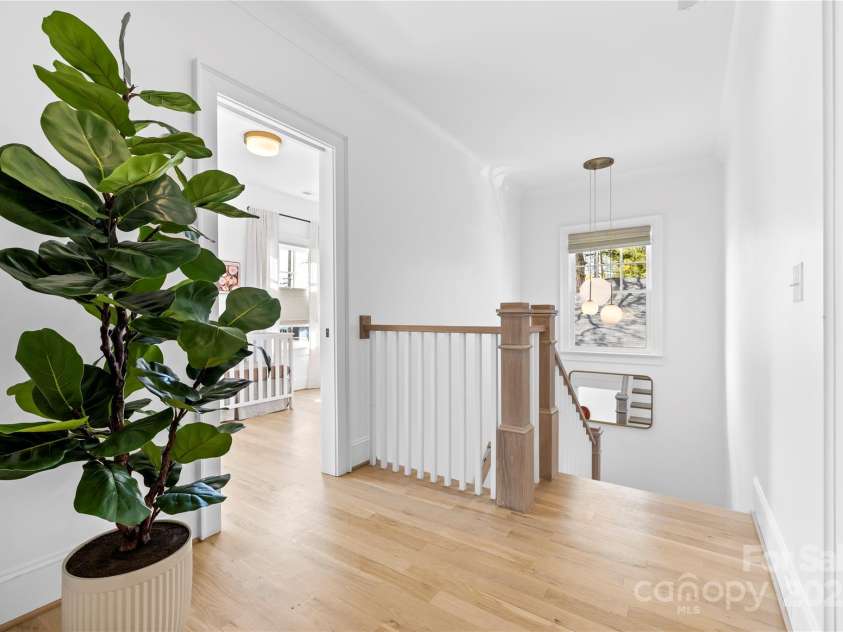 210 Walford Drive, Charlotte, NC 28208.  MLS# CAR4244793, YatesRealty ID 10450. 