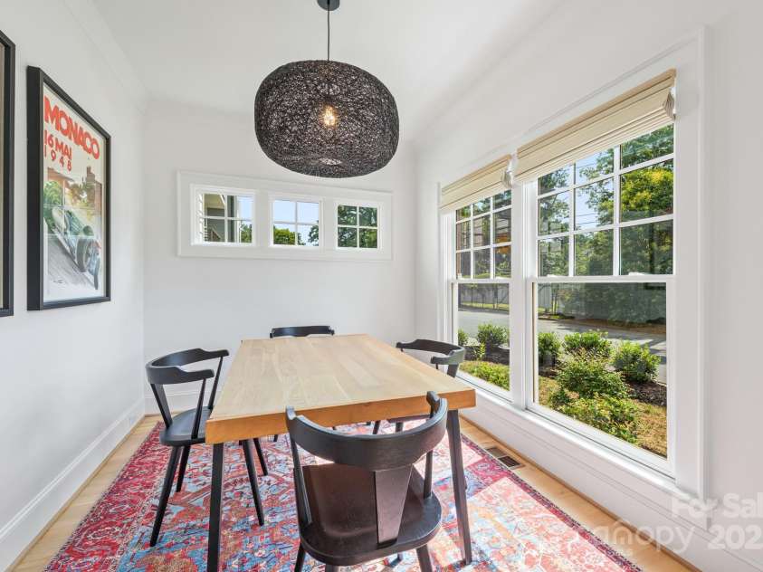 210 Walford Drive, Charlotte, NC 28208.  MLS# CAR4285362, YatesRealty ID 10450. 