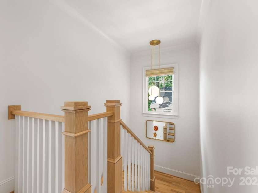 210 Walford Drive, Charlotte, NC 28208.  MLS# CAR4285362, YatesRealty ID 10450. 