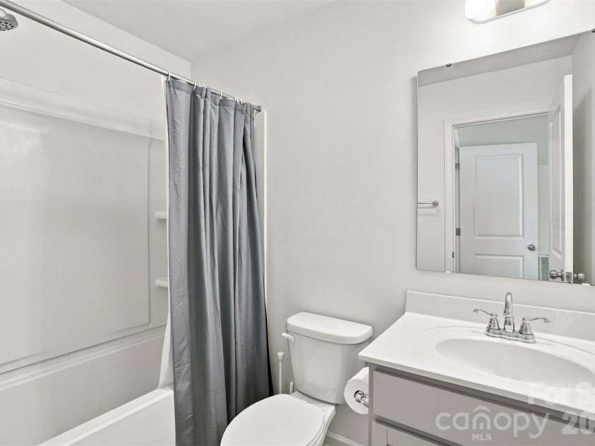 2502 Waverly Drive, Monroe, NC 28112.  MLS# CAR4416414, YatesRealty ID 10450. Upstairs Full Bathroom