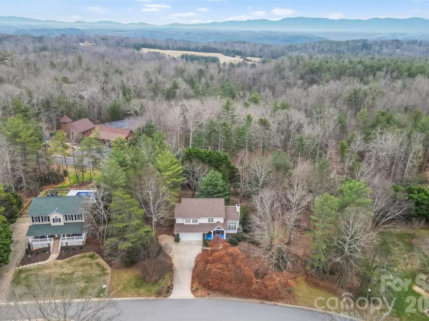 1726 Waterford Way, Morganton, NC 28655.  MLS# CAR4335451, YatesRealty ID 10451. 
