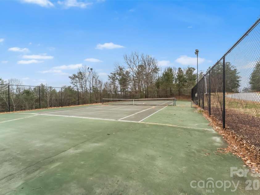 1726 Waterford Way, Morganton, NC 28655.  MLS# CAR4335451, YatesRealty ID 10451. 