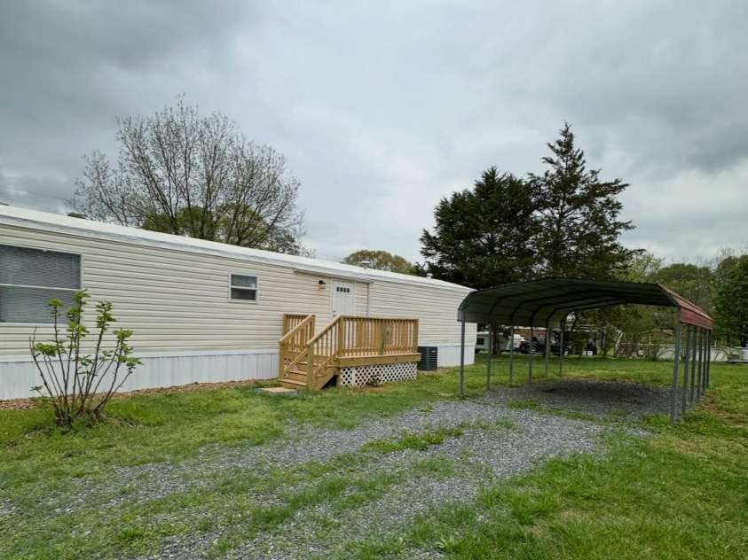 5767 Swinging Bridge Road, Conover, NC 28613.  MLS# CAR4245919, YatesRealty ID 10451. 