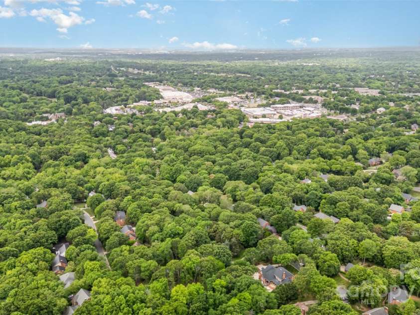 2600 Oakmeade Drive, Charlotte, NC 28270.  MLS# CAR4252462, YatesRealty ID 10454. 