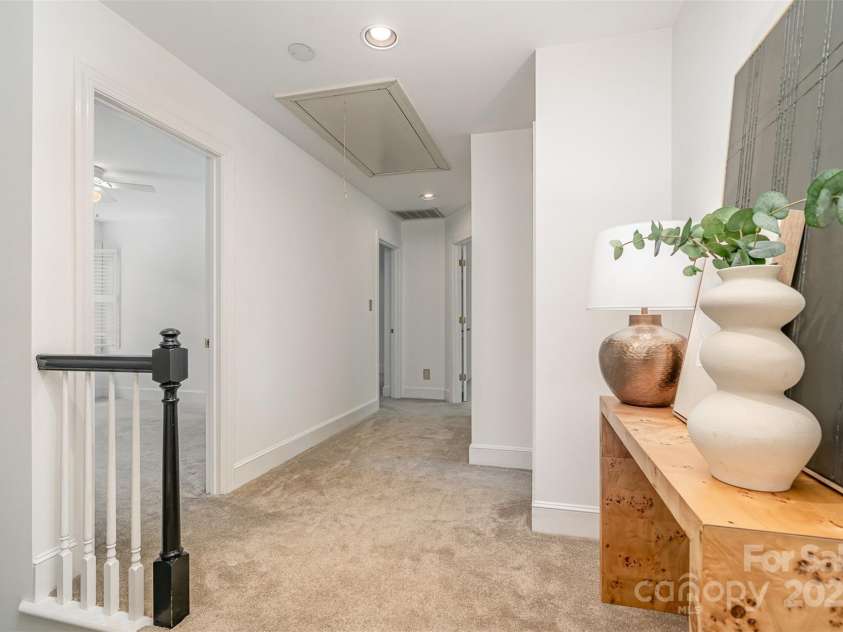 2600 Oakmeade Drive, Charlotte, NC 28270.  MLS# CAR4252462, YatesRealty ID 10454. 