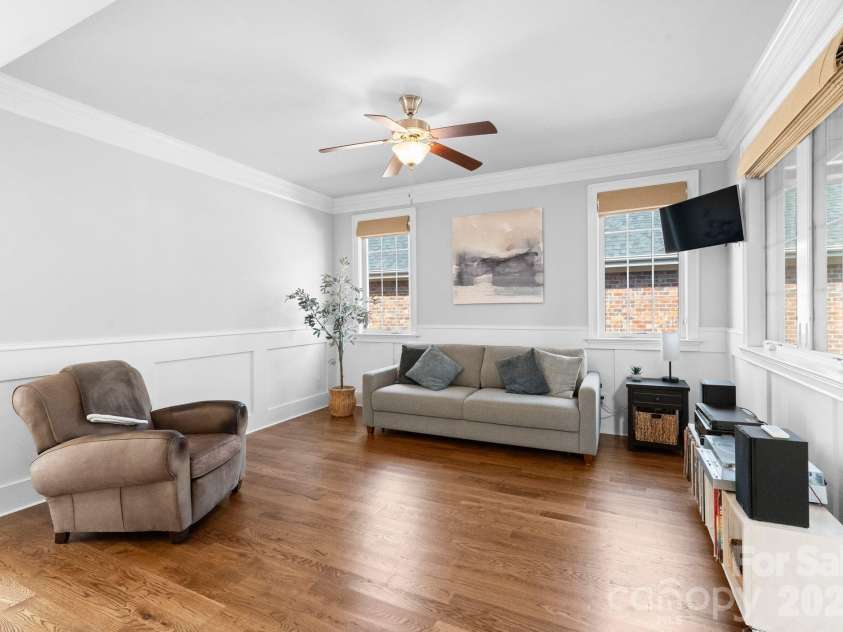 6193 Gold Springs Way, Denver, NC 28037.  MLS# CAR4351823, YatesRealty ID 10454. Flex Space