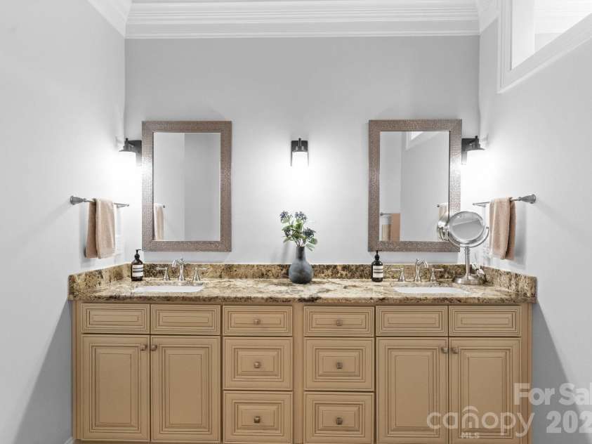 6193 Gold Springs Way, Denver, NC 28037.  MLS# CAR4351823, YatesRealty ID 10454. Primary Bathroom