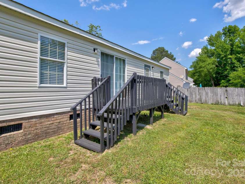 862 Clark Street, Pageland, SC 29728.  MLS# CAR4253947, YatesRealty ID 10455. 