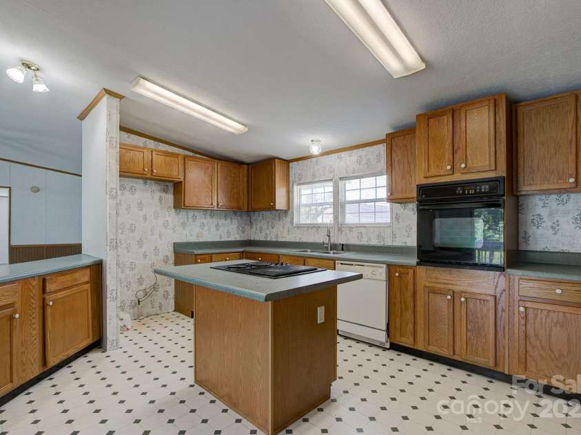 862 Clark Street, Pageland, SC 29728.  MLS# CAR4253947, YatesRealty ID 10455. 