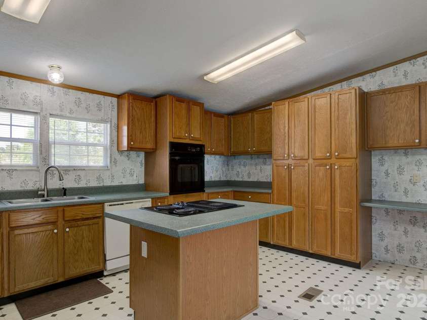 862 Clark Street, Pageland, SC 29728.  MLS# CAR4253947, YatesRealty ID 10455. 