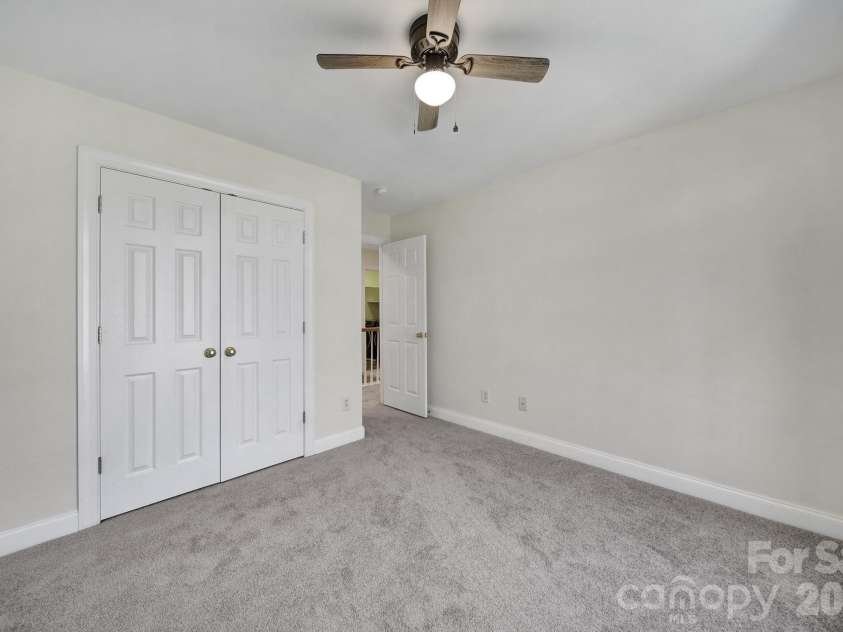 9025 Cambridge Green Drive, Charlotte, NC 28277.  MLS# CAR4352921, YatesRealty ID 10455. 