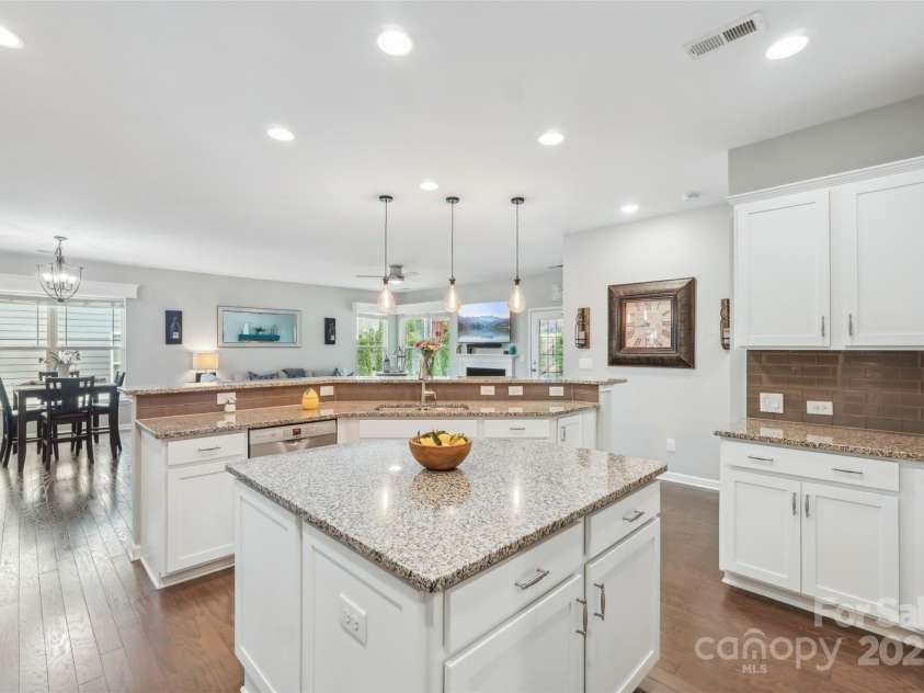 4004 Henshaw Road, Waxhaw, NC 28173.  MLS# CAR4242813, YatesRealty ID 10457. 