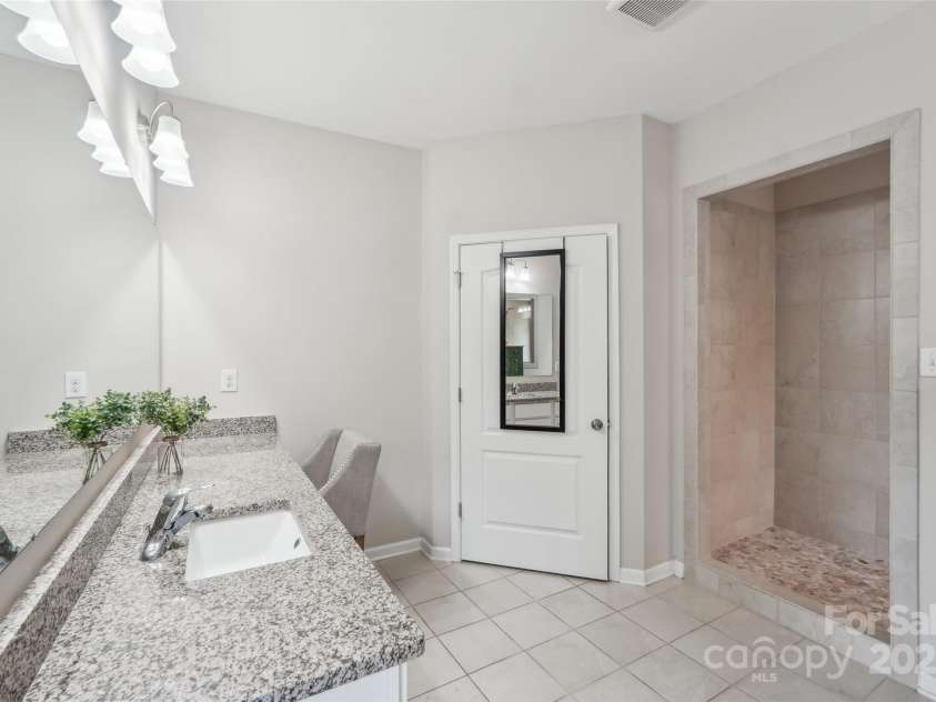 4004 Henshaw Road, Waxhaw, NC 28173.  MLS# CAR4242813, YatesRealty ID 10457. 