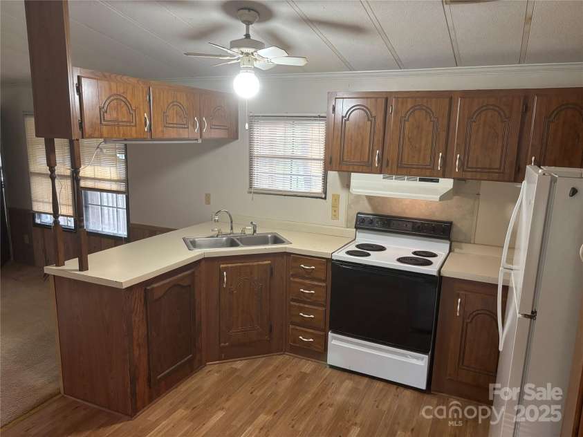 3748 Caribou Drive, Sherrills Ford, NC 28673.  MLS# CAR4237798, YatesRealty ID 10458. 