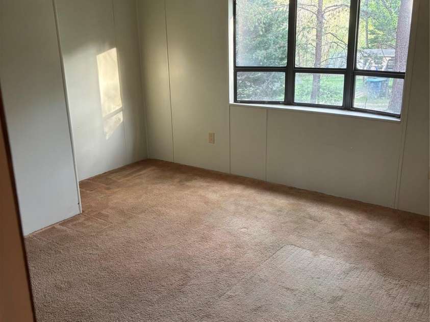 3748 Caribou Drive, Sherrills Ford, NC 28673.  MLS# CAR4237798, YatesRealty ID 10458. 