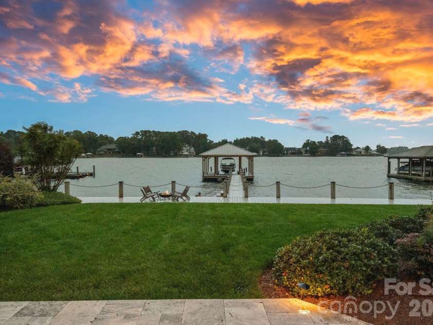 18408 Harbor Light Boulevard, Cornelius, NC 28031.  MLS# CAR4357747, YatesRealty ID 10459. 