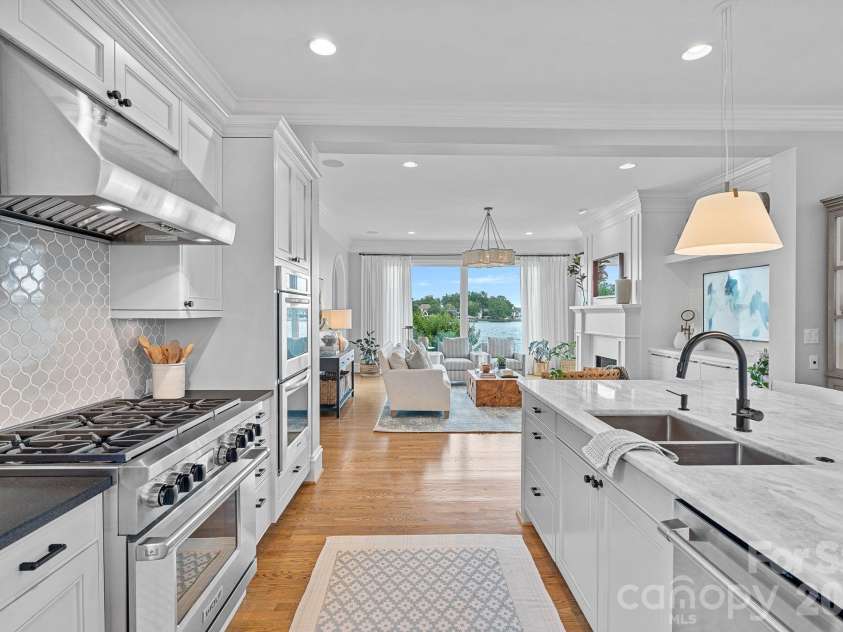 18408 Harbor Light Boulevard, Cornelius, NC 28031.  MLS# CAR4357747, YatesRealty ID 10459. 