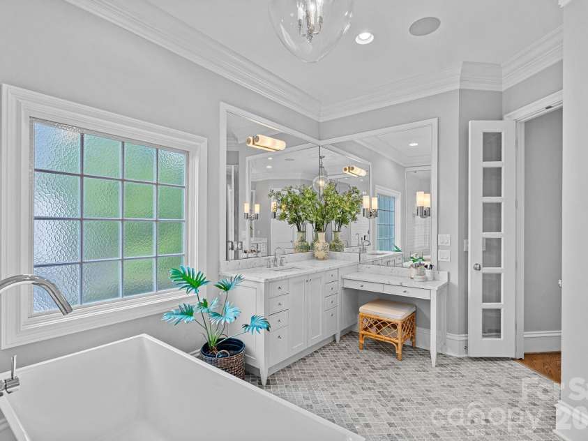 18408 Harbor Light Boulevard, Cornelius, NC 28031.  MLS# CAR4357747, YatesRealty ID 10459. 