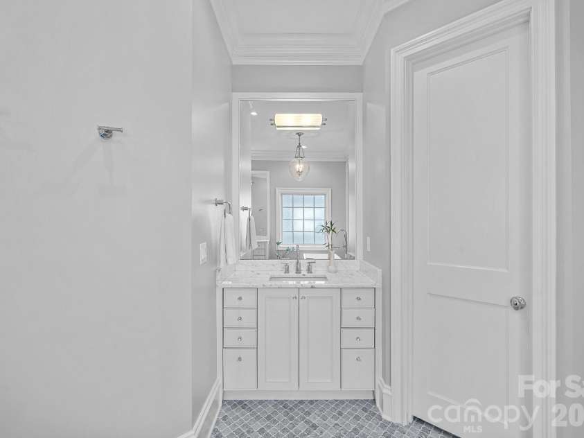 18408 Harbor Light Boulevard, Cornelius, NC 28031.  MLS# CAR4357747, YatesRealty ID 10459. 