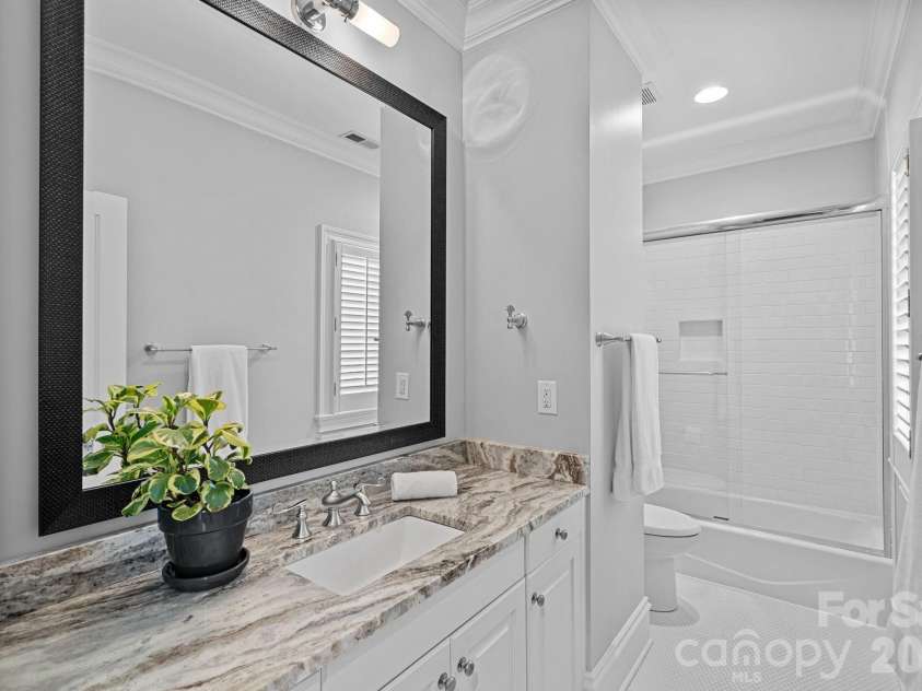 18408 Harbor Light Boulevard, Cornelius, NC 28031.  MLS# CAR4357747, YatesRealty ID 10459. 
