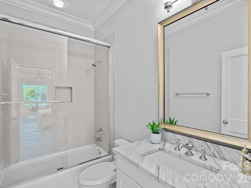 18408 Harbor Light Boulevard, Cornelius, NC 28031.  MLS# CAR4357747, YatesRealty ID 10459. 